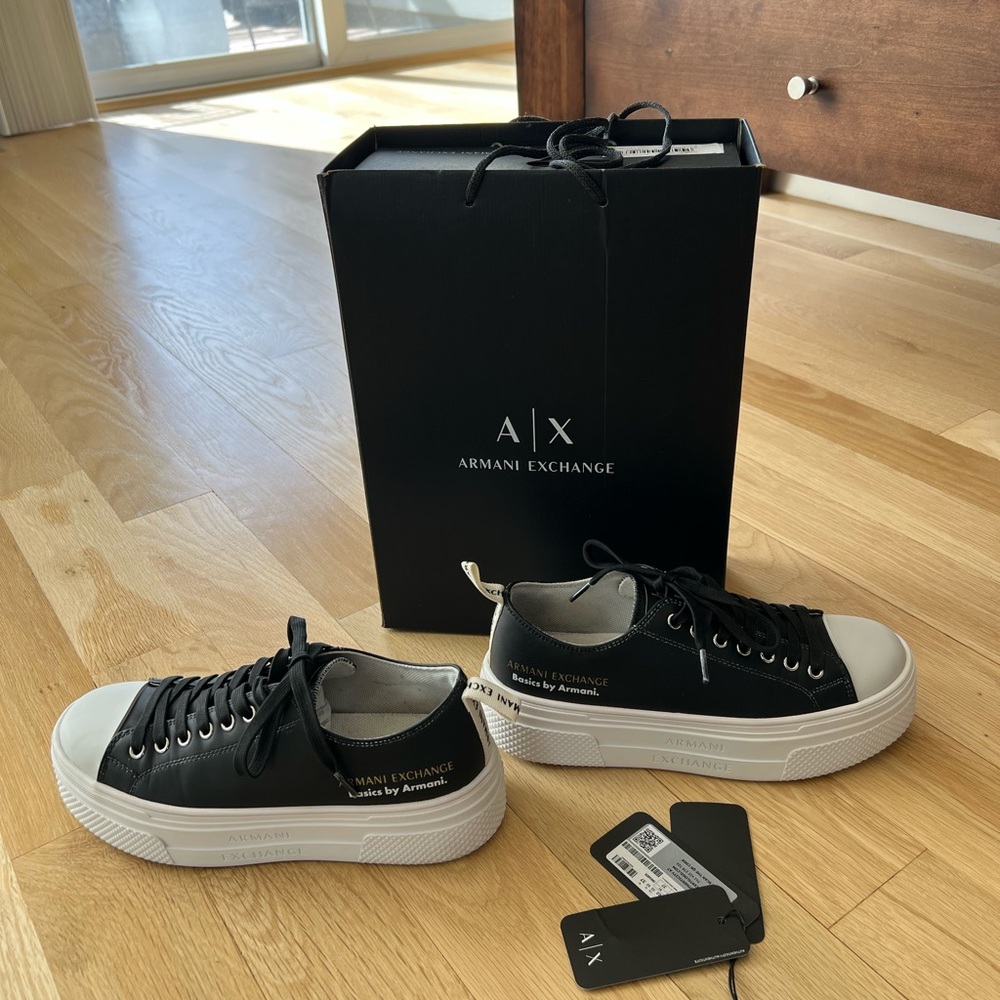 Authentic Armani Exchange Black Leather Platform Sneakers fit like size US 7-7.5